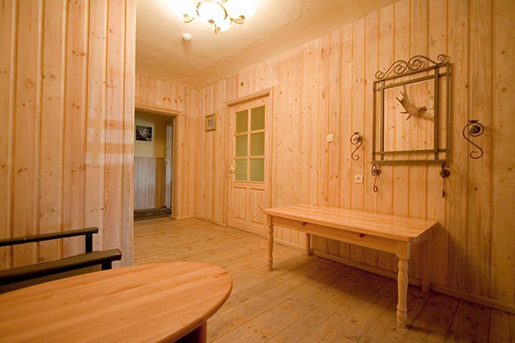 Motelis Aldari Pastende Bagian luar foto